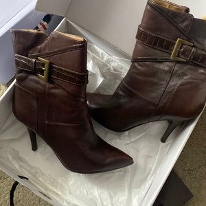 Nine west chocolate brown boots